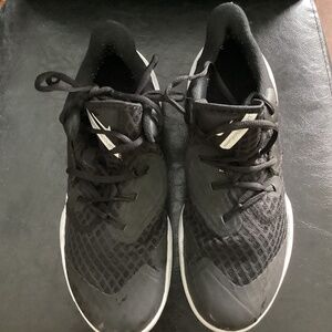 NIKE HYPERSPEED COURT SNEAKERS ( PREOWNED)